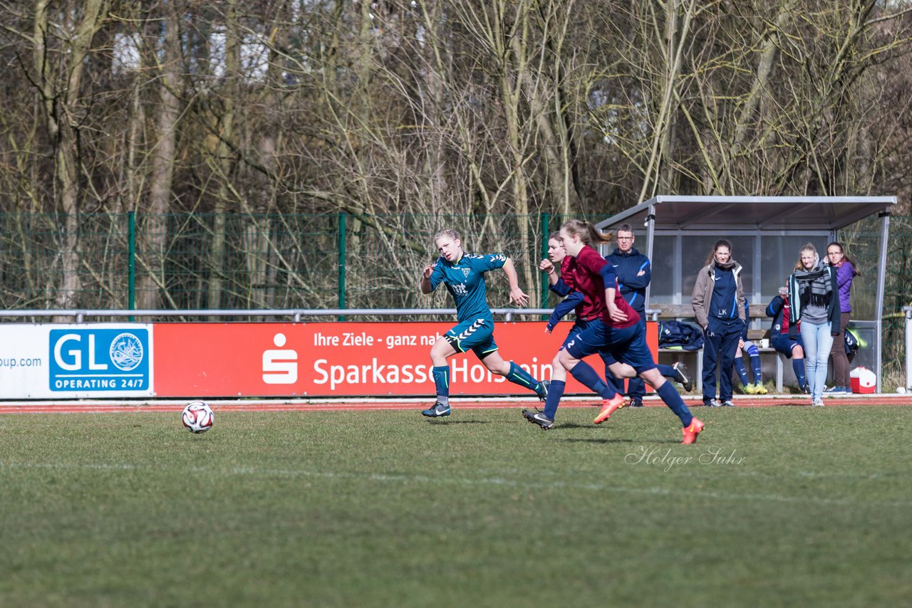 Bild 203 - B-Juniorinnen VfL Oldesloe - Krummesser SV _ Ergebnis: 4:0